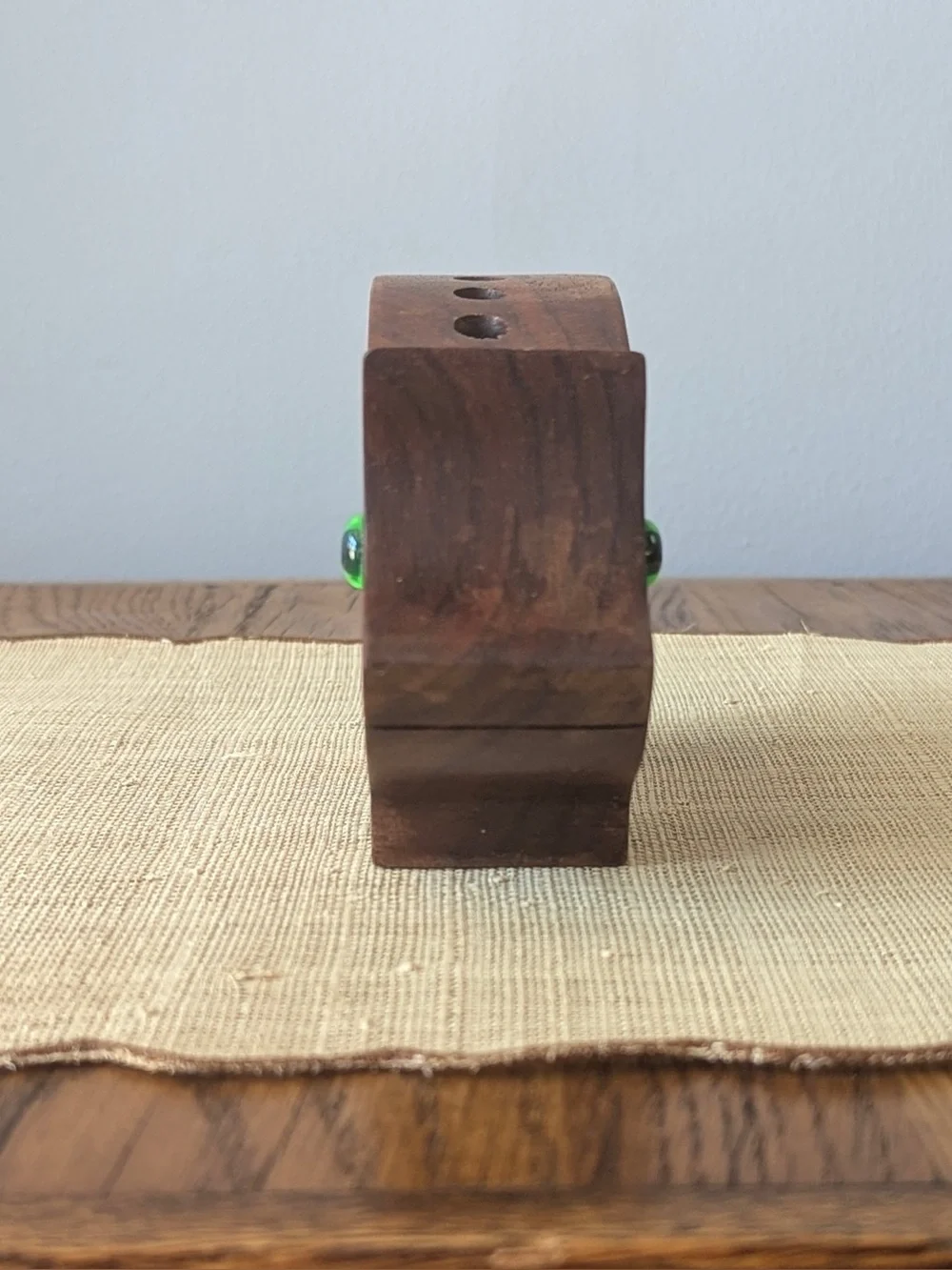 Vintage Hand-carved Wooden Walnut Green-eyed Pig Pencil Holder Desk Organizer 🐷